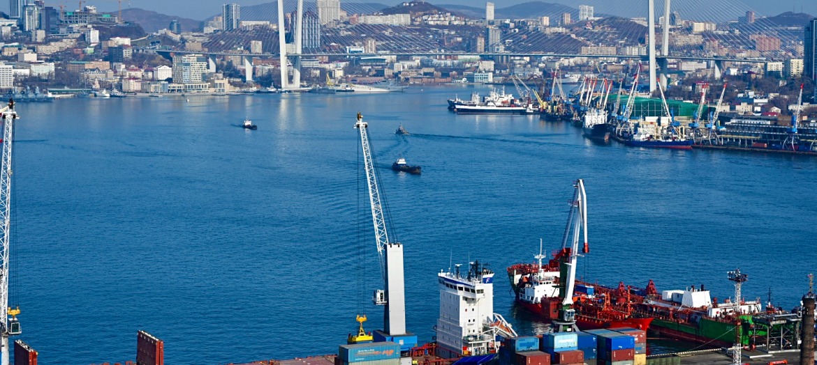 Порты Владивостока — лидеры по грузообороту